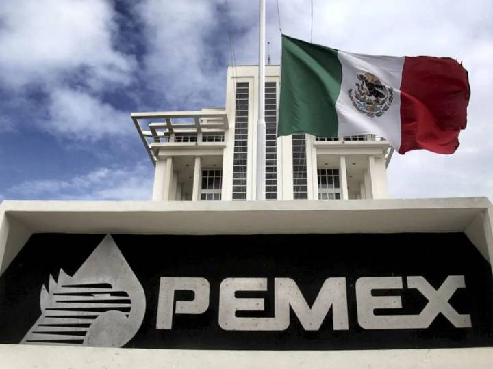 Crisis en Hospitales de Pemex, sin medicamentos, quirófanos y personal médico