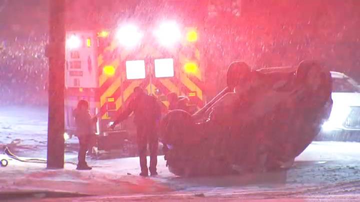 Car strikes North Philly power lines, causing brief outages