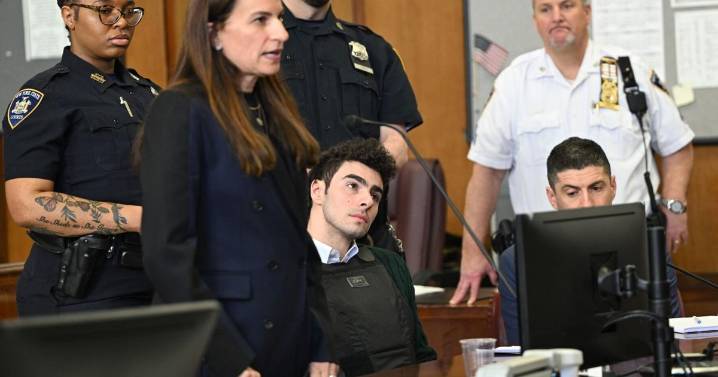 Luigi Mangione will appear in court as his attorneys seek to have key evidence tossed from state murder case