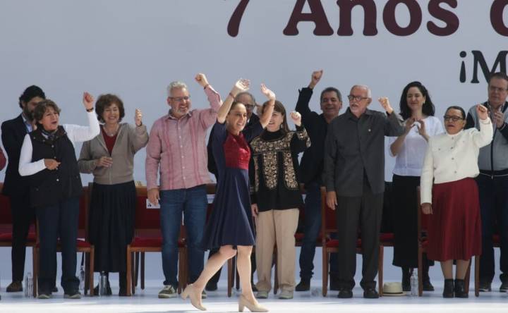 Sheinbaum defiende la justa medianía en la 4T; "no hay justificación para vivir con lujos y privilegios", advierte