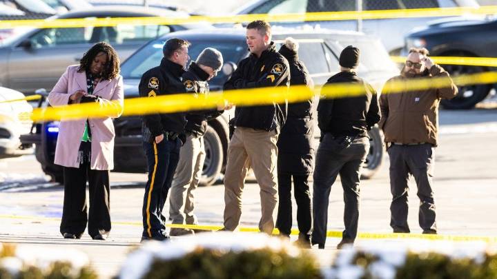 Omaha shootout: Suspect killed, three officers injured in gas station gunfire exchange