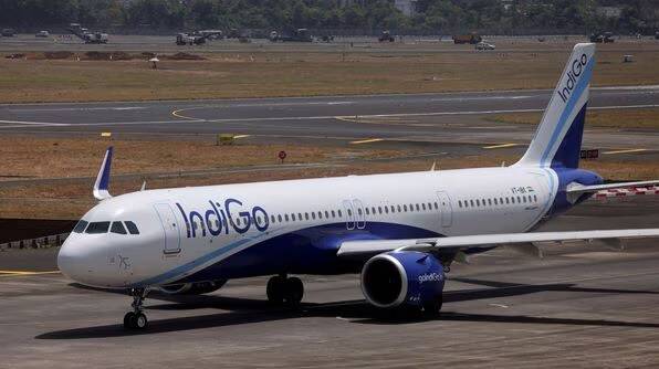 IndiGo crisis day 5: Over 800 flights cancelled; govt orders airfare cap, ticket refunds by Sun evening