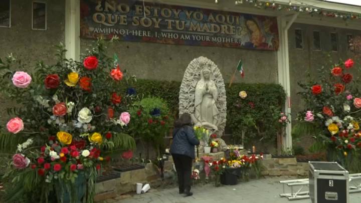 Celebran a la virgen en la Iglesia Nuestra Señora de Guadalupe en San José