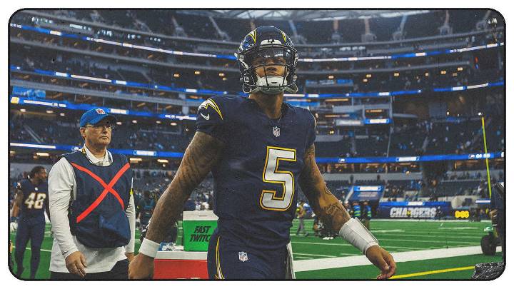 How Trey Lance is Approaching Practice With Justin Herbert Day