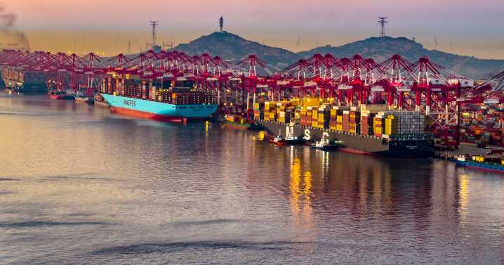 China’s exports grow 5.9% in November, while U.S. shipments drop 29%