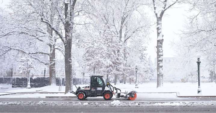 Met Office settles debate on snowfall needed for white Christmas 