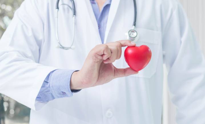 Día del Médico: una fecha que conmemora el trabajo desinteresado por el bienestar de la sociedad