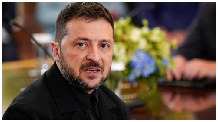 Zelenskiy floats referendum over territory as US pressure mounts