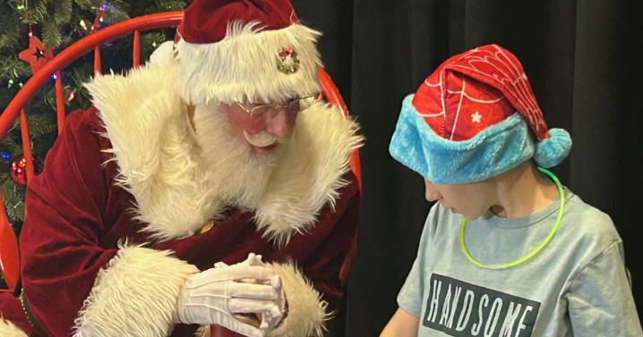 Santa airlifted to Johns Hopkins Children's Center