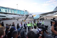 Llegan al país 570 migrantes en dos vuelos: desde México y EEUU