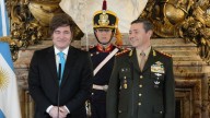 Javier Milei le tomó juramento a Carlos Presti como ministro de Defensa