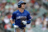 Deadspin | Reports: Braves sign OF Mike Yastrzemski to 2-year deal