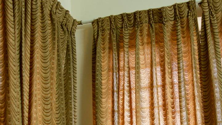 Mennonite Woman Makes Beautiful Dresses from Old Curtains