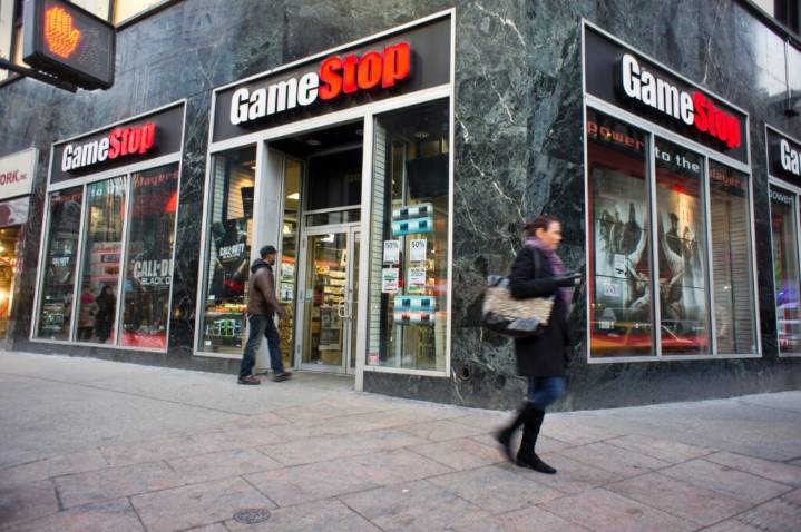 Acciones de GameStop repuntan tras revelarse correos que reavivan el interés minorista