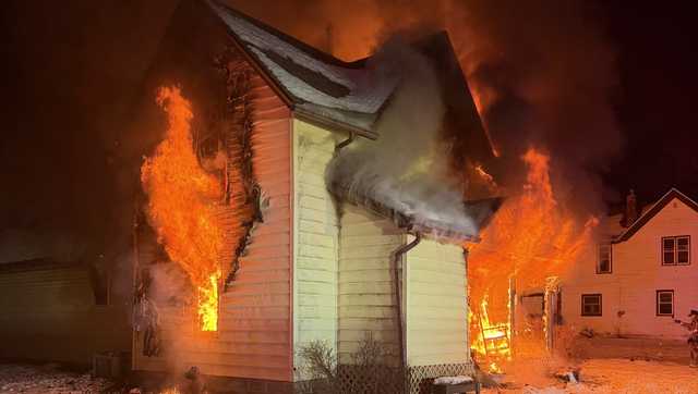 Fort Dodge house fire leads to dog's death; one firefighter hurt