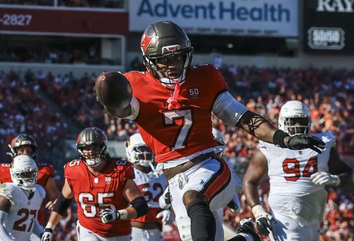Buccaneers se impone a Cardinals 20