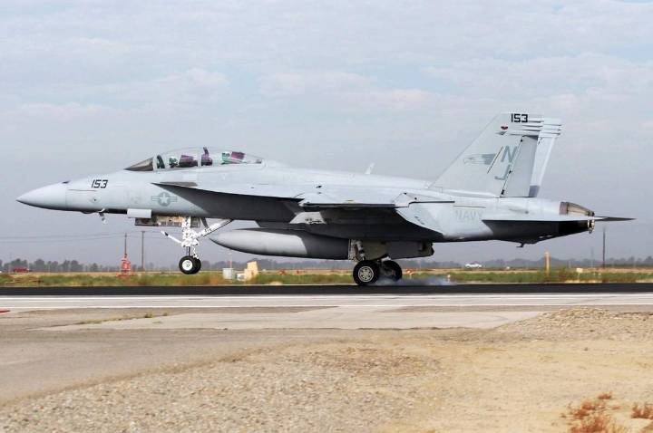 Dos aviones de combate de EU sobrevuelan el Golfo de Venezuela