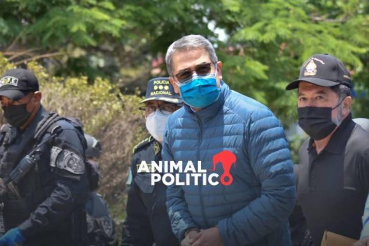 Juan Orlando Hernández, expresidente de Honduras, sale de prisión en EU tras indulto de Trump