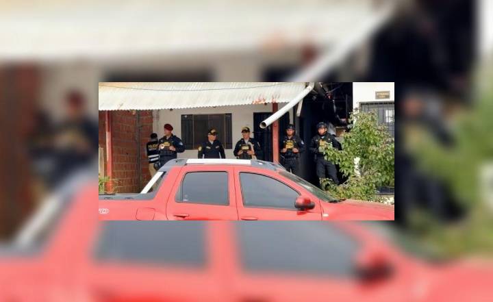 Malos policías ligados a bandas criminales, una clave en el espiral de violencia