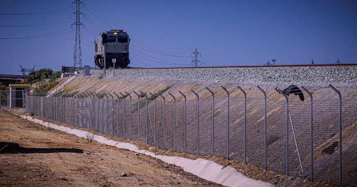 Las pruebas del tren de la Cabezuela avalan su puesta en servicio y abren una nueva etapa logística para la Bahía de Cádiz