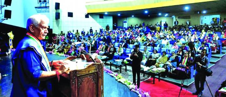 Create unique individuals for future challenges: LG to schools