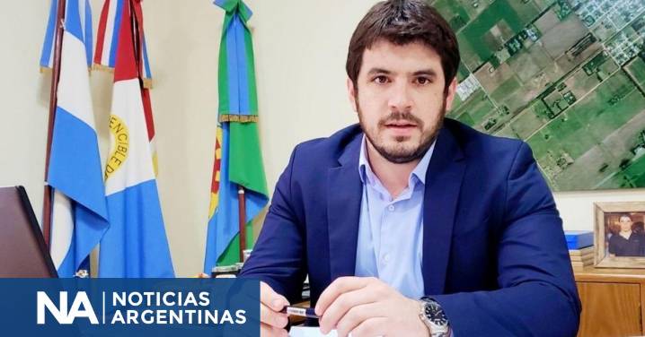 Un "tapado“ se perfila como próximo presidente de la UCR, tras el paso al costado de Valdés