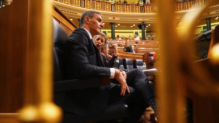 Prostitución, corrupción y acoso sexual, la Santísima Trinidad del PSOE