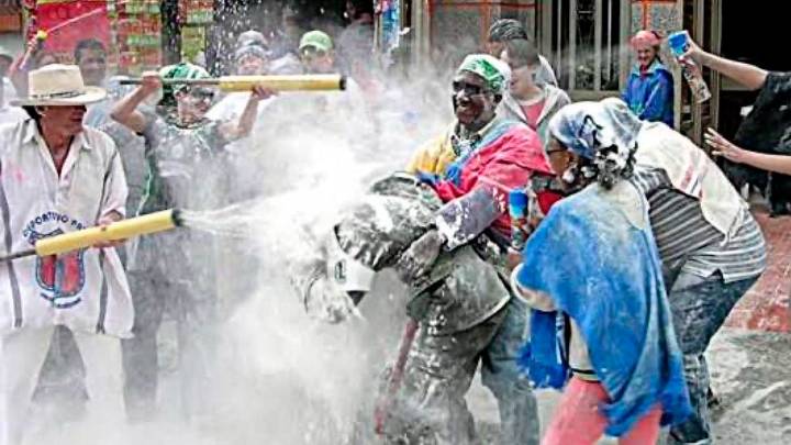 Alcaldía de Pasto fija nuevas medidas para el uso de talco en el Carnaval de Negros y Blancos 2026