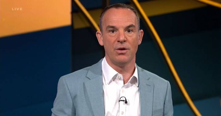 Martin Lewis urges anyone under this age to put £1 in account now 