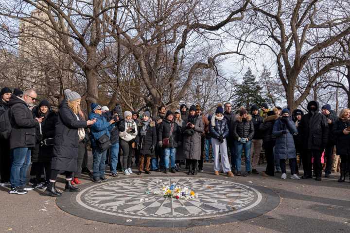 John vive homenaje a Lennon en Central Park
