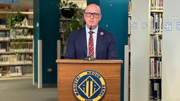 Alberta teachers’ union files labour complaint, alleges province engaged in ‘bad