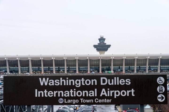 Trump says he’s rebuilding Dulles airport while his administration is fixing the ‘people movers’