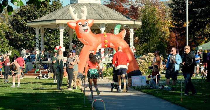 Festive reindeer run 5K brings holiday cheer to San Luis Obispo