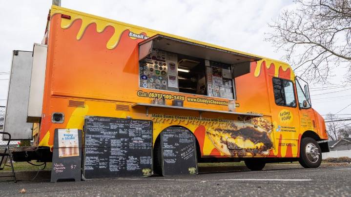 Islip considers adding more food trucks