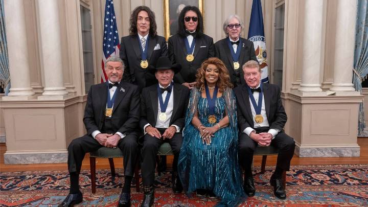 Trump hosts Kennedy Center Honors, a touchstone in his attack against what he calls 'woke' culture