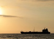 Transparencia Venezuela: 40% de los tanqueros que llegan a Venezuela son irregulares