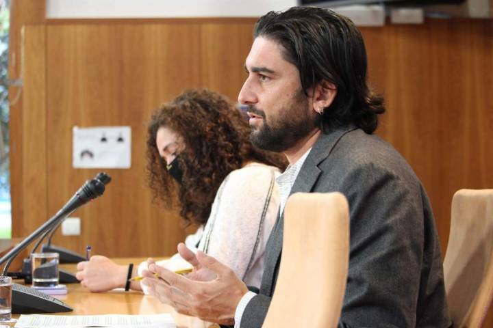 IU critica la venta de suelo público en Sevilla pese a la liquidez de Urbanismo