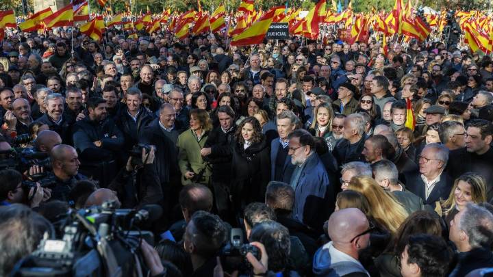 Feijóo apela a los aliados para tumbar a Sánchez: “¿Hasta dónde vais a tragar?”