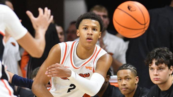 Oregon State takes down Vermont 80