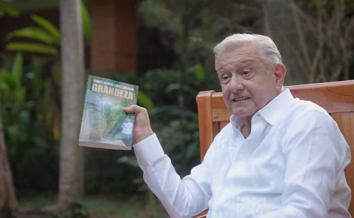 AMLO reaparece a escena pública en redes sociales