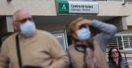 La gripe devuelve las mascarillas a los centros de salud: "No nos cuesta nada y podemos proteger mucho"