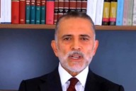 Se registra Pérez de Acha para la FGR