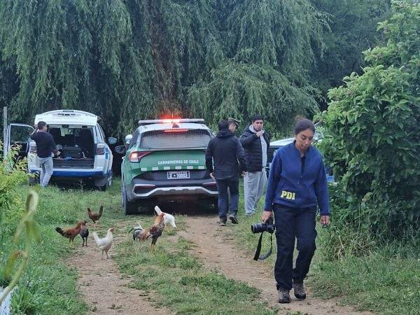 Investigan asesinato de hombre al interior de su casa