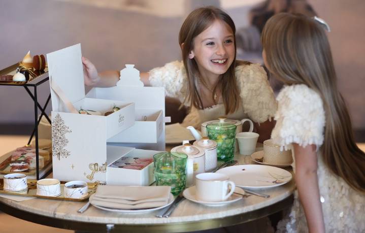 Sipping the holiday tea? En pointe at the ette or fly into Sparrow