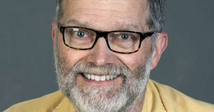 Environmental groups warn Morrisey’s ‘50 by 50’ plan risks costly overbuild