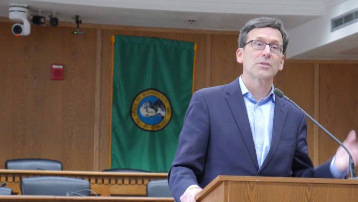 Governor says his WA budget proposal will not include higher taxes