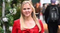 Amy Schumer aclara los motivos de su pérdida de peso tras los comentarios por su cambio físico: “Lo hice para sobrevivir”