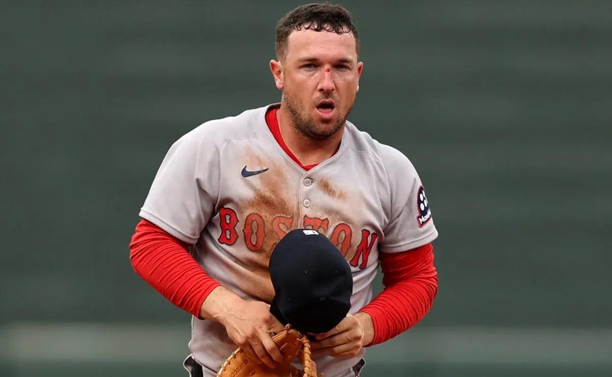 MLB Rumors: Phillies enter race for 3x All-Star, joining Red Sox amid uncertain Alex Bregman future