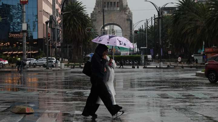 Alista Paraguas y Chamarra: A Esta Hora Lloverá y Hará Frío en CDMX Hoy 5 de Diciembre 2025