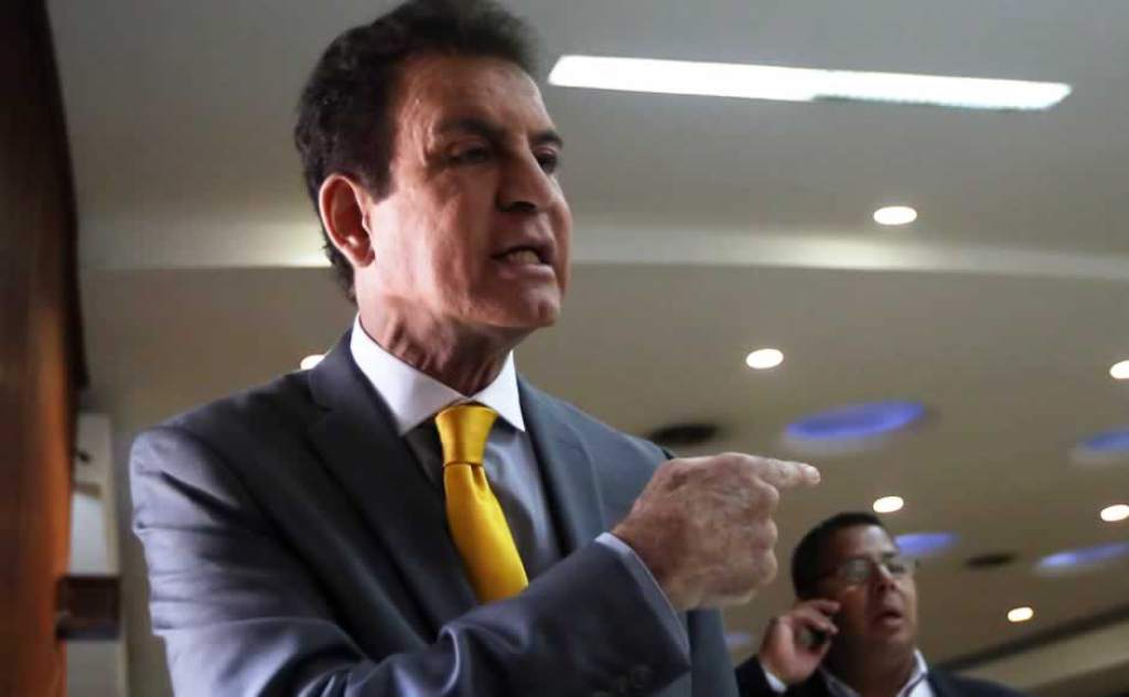 Salvador Nasralla aventaja levemente a candidato de Trump en Honduras